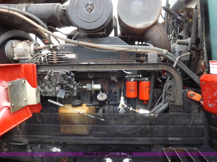 image for item I9246 1990 Case IH 7140 MFWD tractor