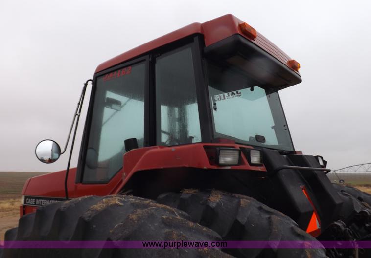 image for item I9246 1990 Case IH 7140 MFWD tractor