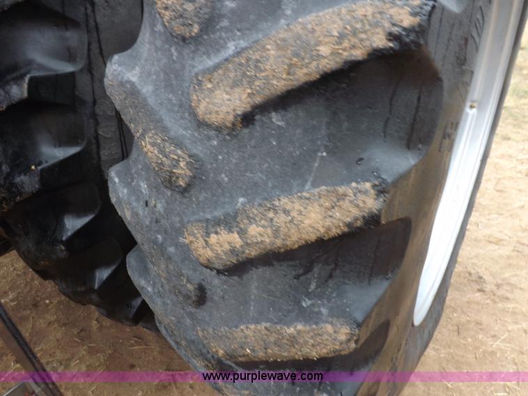 image for item I9246 1990 Case IH 7140 MFWD tractor