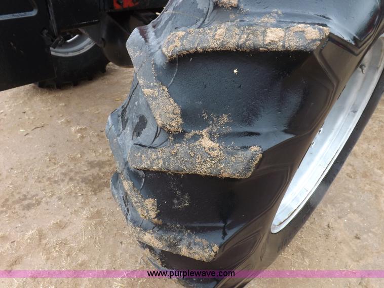 image for item I9246 1990 Case IH 7140 MFWD tractor