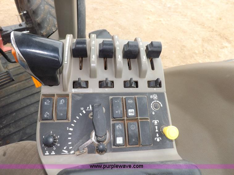 image for item I9247 2005 Case IH MX210 MFWD tractor