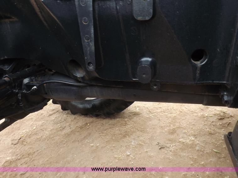 image for item I9247 2005 Case IH MX210 MFWD tractor