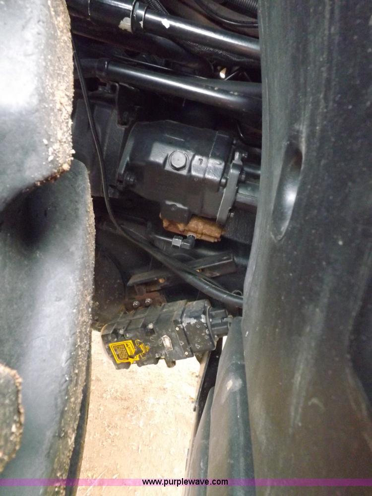 image for item I9247 2005 Case IH MX210 MFWD tractor