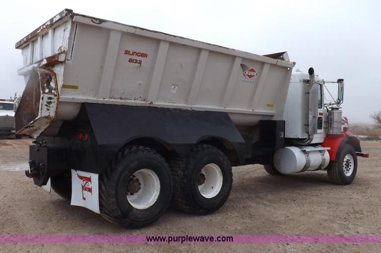 image for item I9248 1996 Kenworth T800 manure spreader truck