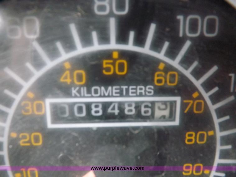 image for item I9248 1996 Kenworth T800 manure spreader truck