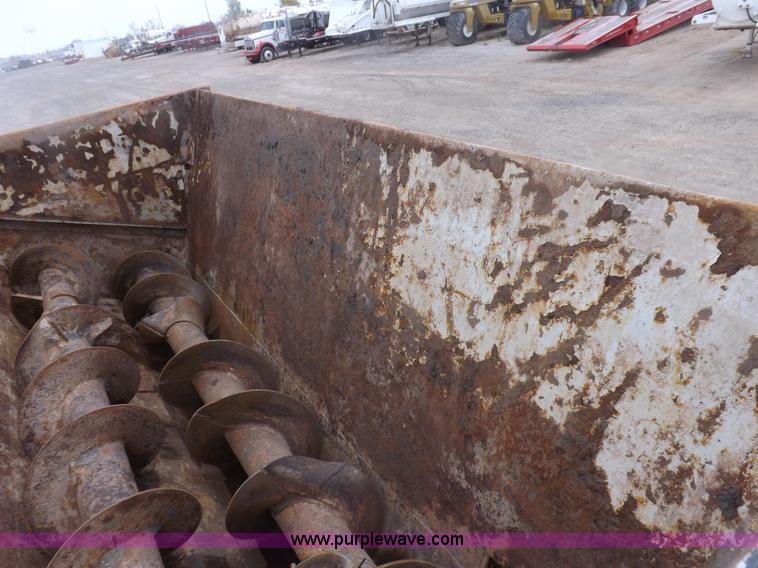 image for item I9248 1996 Kenworth T800 manure spreader truck