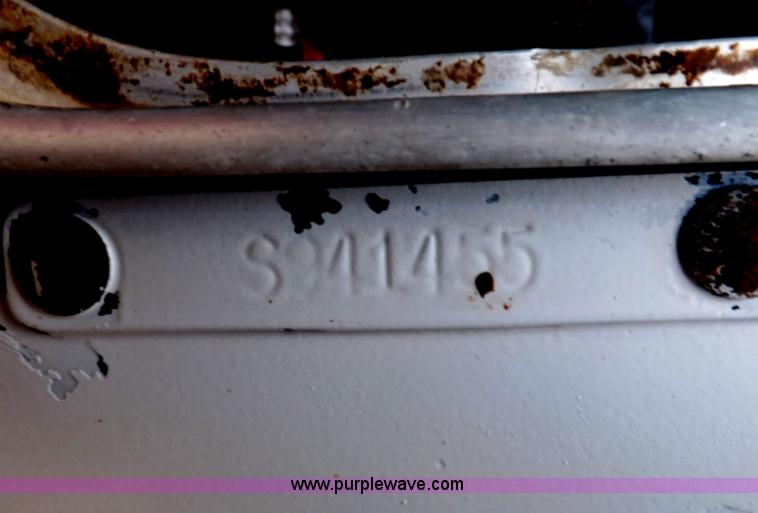 image for item I9248 1996 Kenworth T800 manure spreader truck