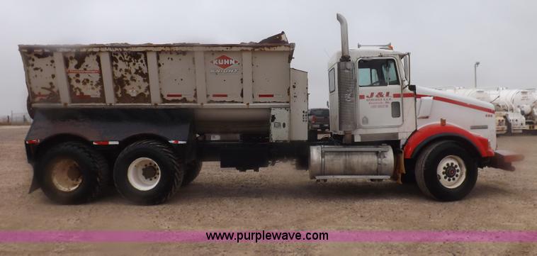 image for item I9249 1996 Kenworth T800B manure spreader truck