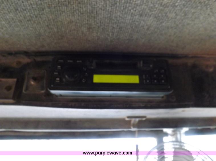 image for item I9249 1996 Kenworth T800B manure spreader truck