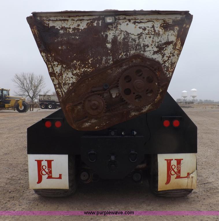 image for item I9250 1992 Kenworth T800 manure spreader truck