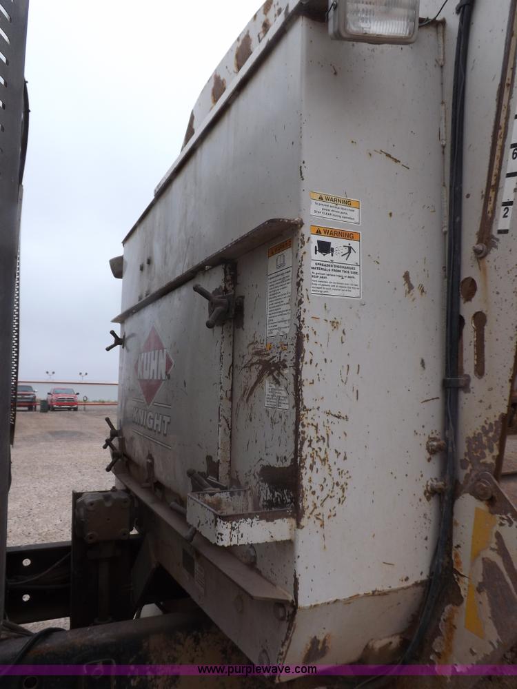 image for item I9250 1992 Kenworth T800 manure spreader truck