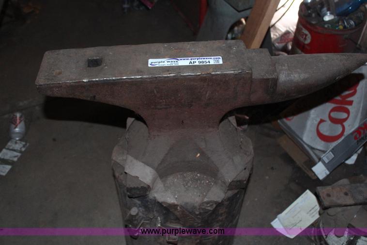 image for item AP9854 Assorted tools