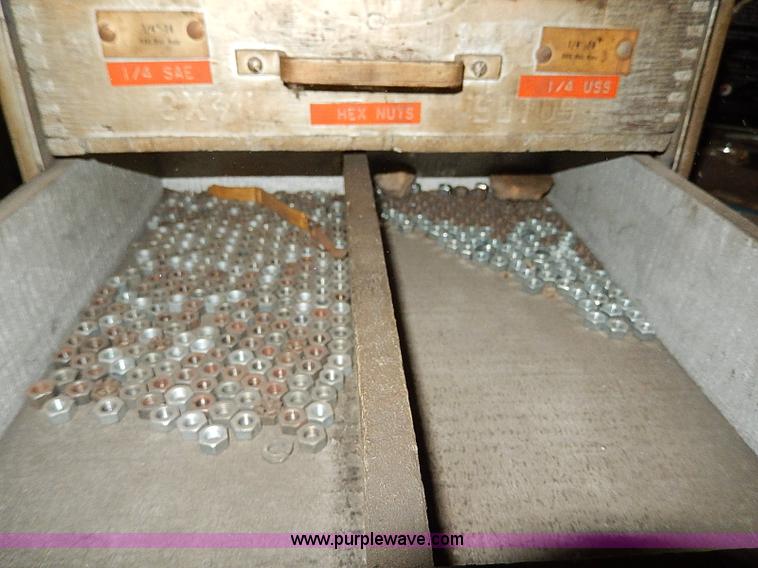 image for item AP9854 Assorted tools