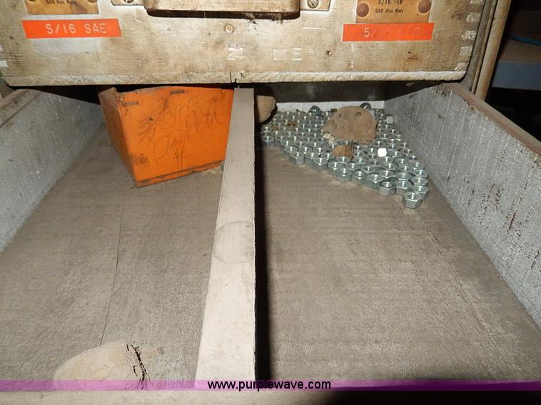 image for item AP9854 Assorted tools