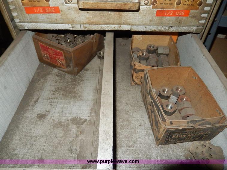 image for item AP9854 Assorted tools