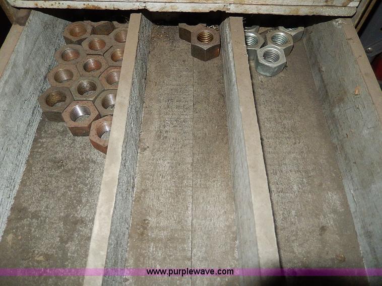 image for item AP9854 Assorted tools