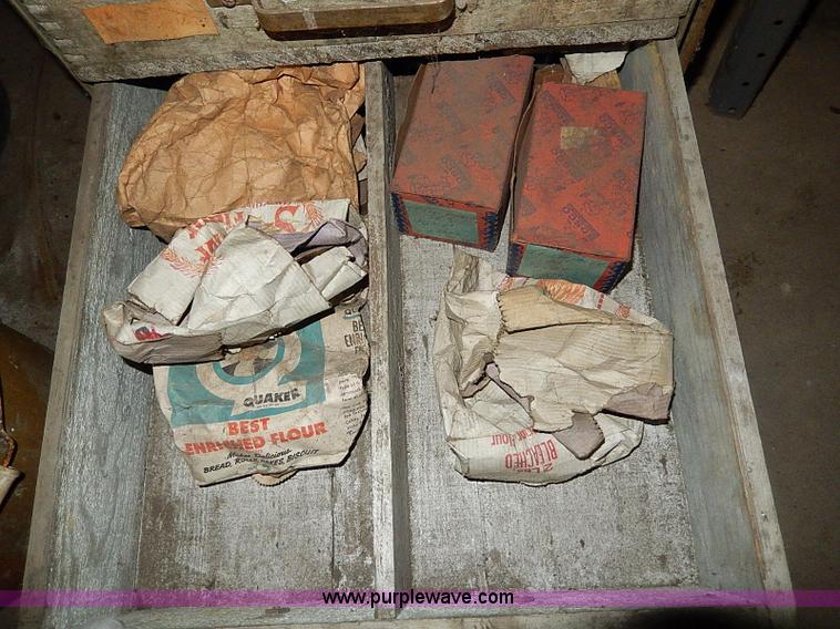 image for item AP9854 Assorted tools