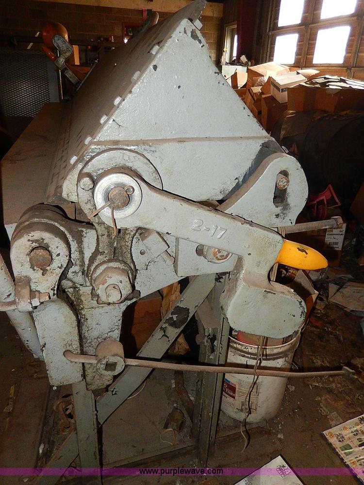 image for item AP9869 8' metal brake