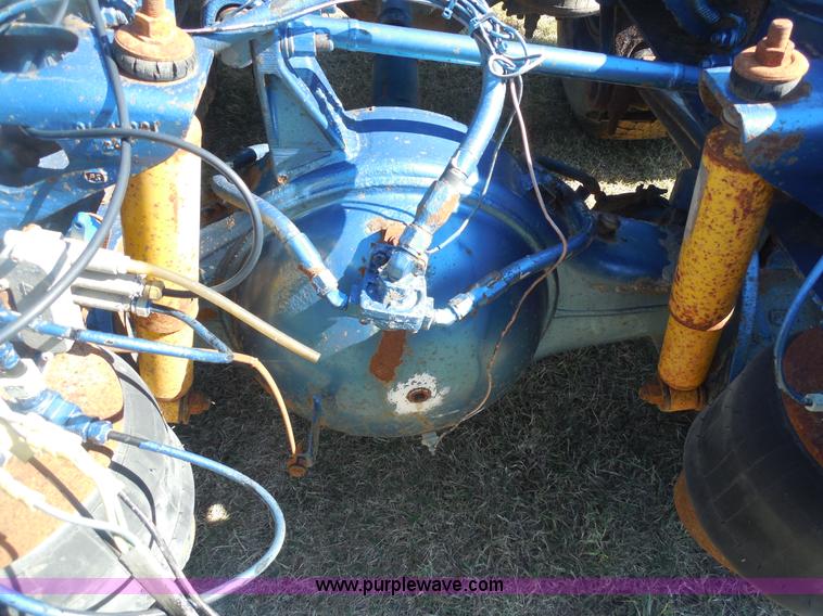 image for item F3241 1988 Peterbilt 377 semi truck