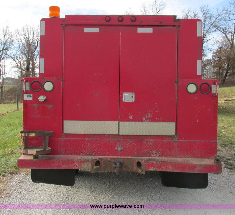 image for item F5425 2002 Ford F350 Super Duty XL utility truck