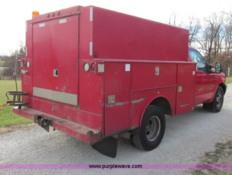 image for item F5425 2002 Ford F350 Super Duty XL utility truck