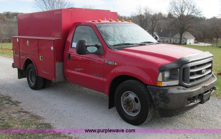 image for item F5425 2002 Ford F350 Super Duty XL utility truck