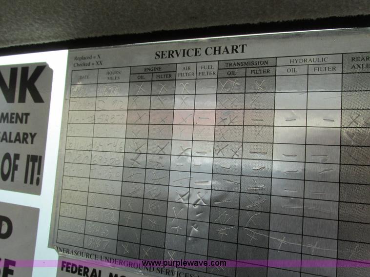 image for item F5426 2004 GMC Sierra 3500 utility truck