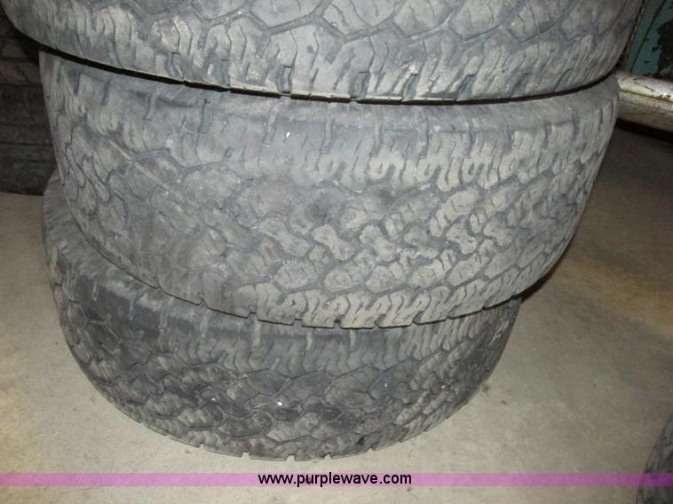 image for item F5448 (4) BF Goodrich Rugged Trail T/A LT265/70R17 tires