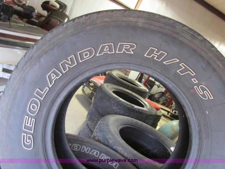 image for item F5451 (5) Geolander H/T-S P265/70R17 tires