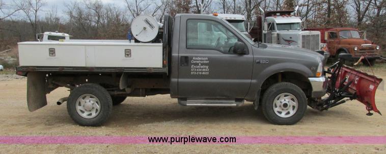 image for item F5454 2002 Ford F350 Super Duty XL flatbed truck