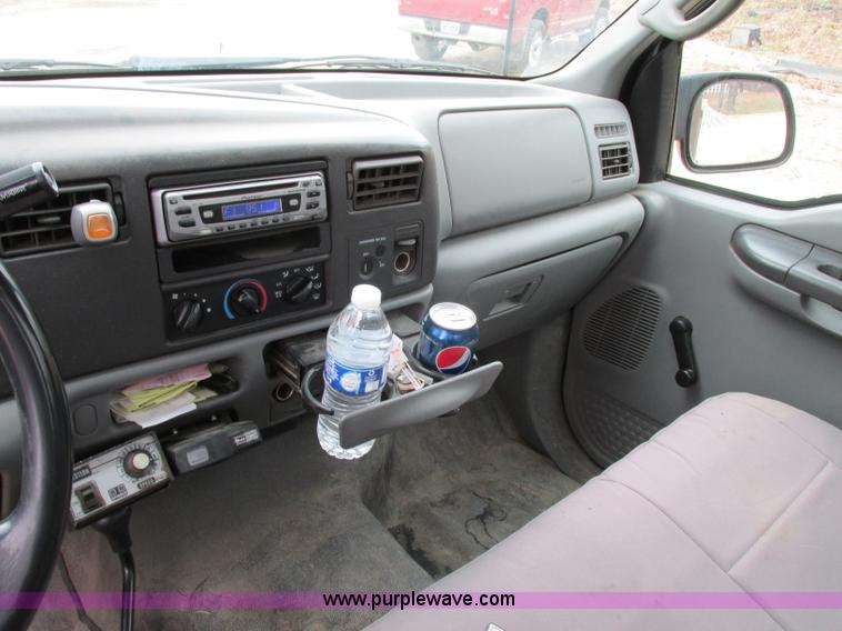 image for item F5454 2002 Ford F350 Super Duty XL flatbed truck