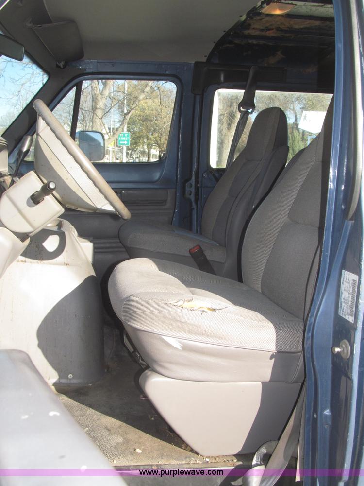 image for item F7194 1997 Dodge Ram Van 1500 cargo van