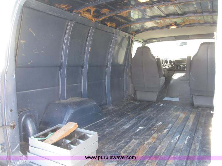image for item F7194 1997 Dodge Ram Van 1500 cargo van