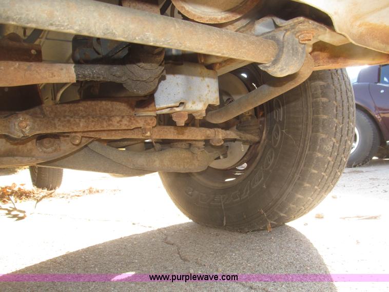 image for item F7194 1997 Dodge Ram Van 1500 cargo van