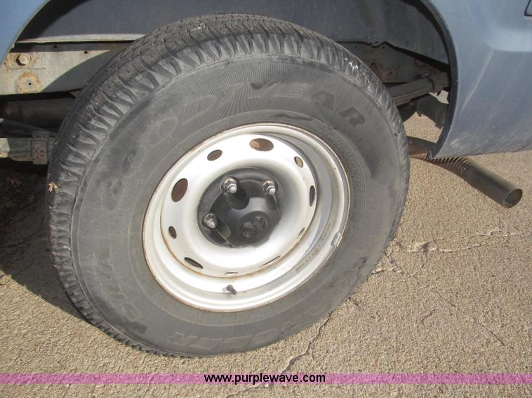 image for item F7194 1997 Dodge Ram Van 1500 cargo van