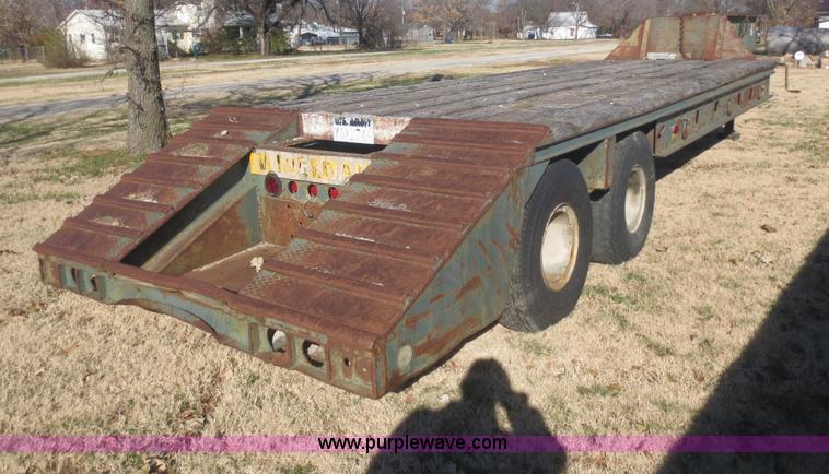 image for item F8048 1980 Rogers T35L-16-55-15 equipment trailer
