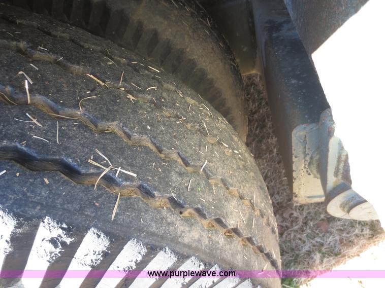 image for item F8048 1980 Rogers T35L-16-55-15 equipment trailer