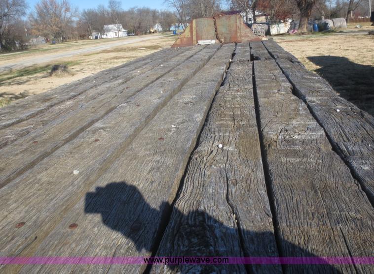 image for item F8048 1980 Rogers T35L-16-55-15 equipment trailer