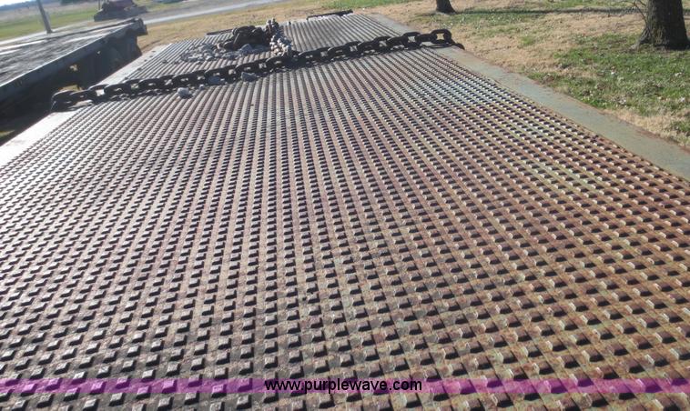 image for item F8048 1980 Rogers T35L-16-55-15 equipment trailer