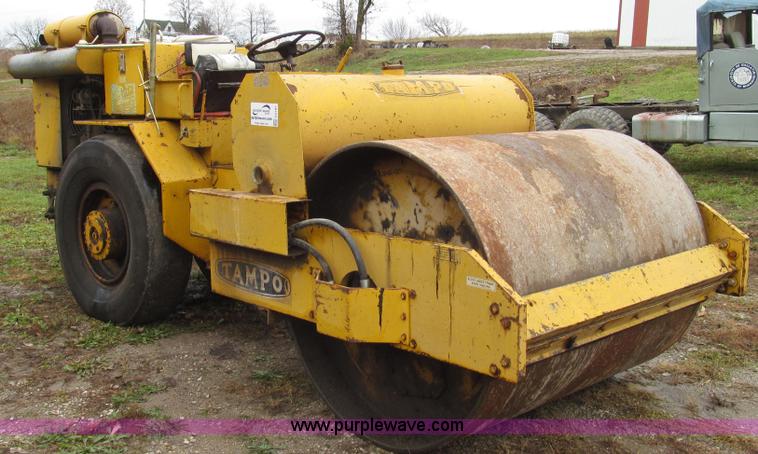 image for item G2187 Tampo RS16A vibratory smooth drum roller