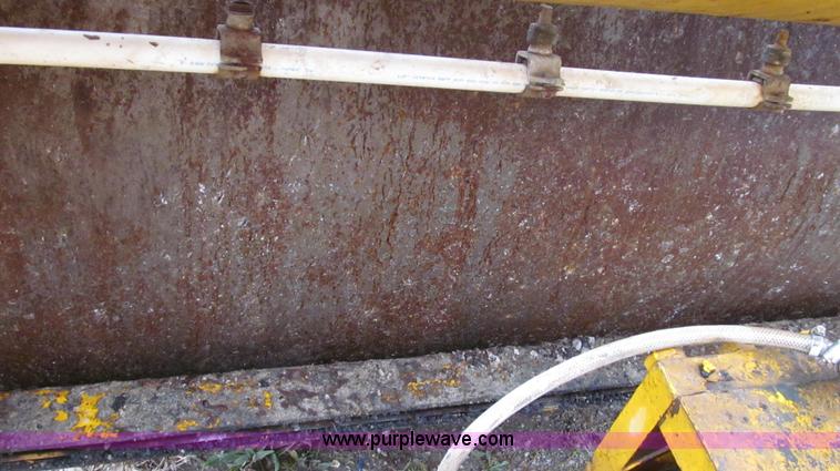 image for item G2187 Tampo RS16A vibratory smooth drum roller