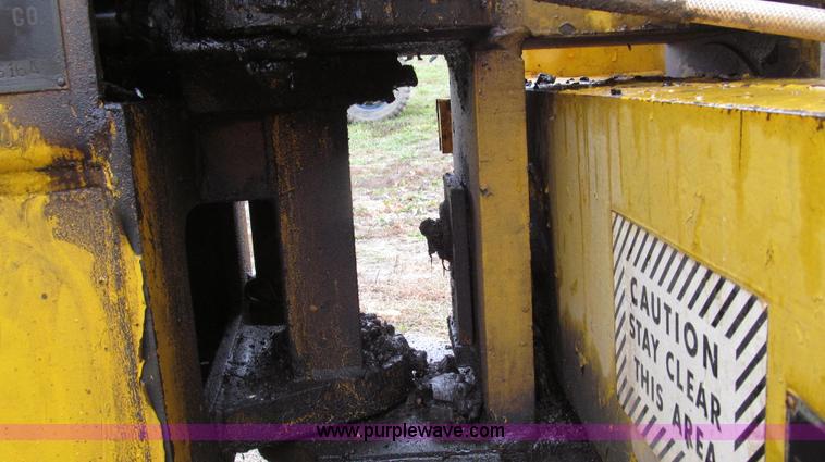 image for item G2187 Tampo RS16A vibratory smooth drum roller