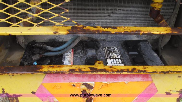 image for item G2187 Tampo RS16A vibratory smooth drum roller