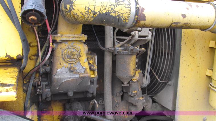 image for item G2187 Tampo RS16A vibratory smooth drum roller