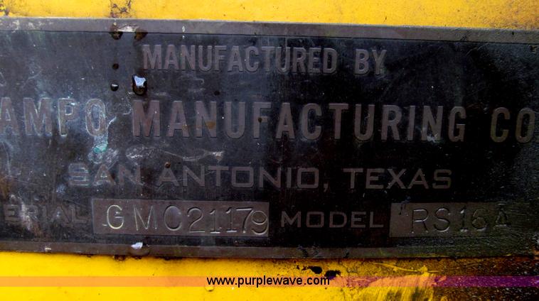 image for item G2187 Tampo RS16A vibratory smooth drum roller