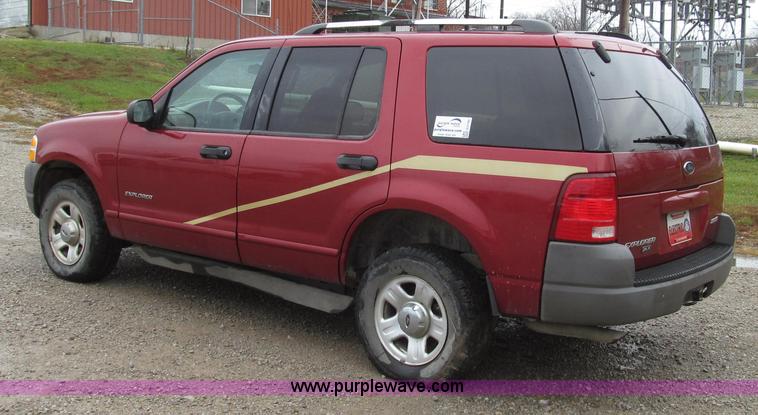 image for item G2192 2002 Ford Explorer XLS SUV