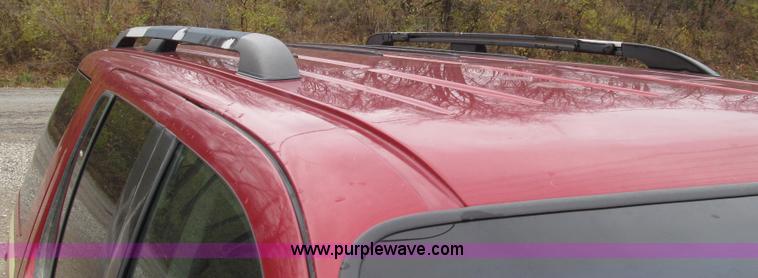 image for item G2192 2002 Ford Explorer XLS SUV