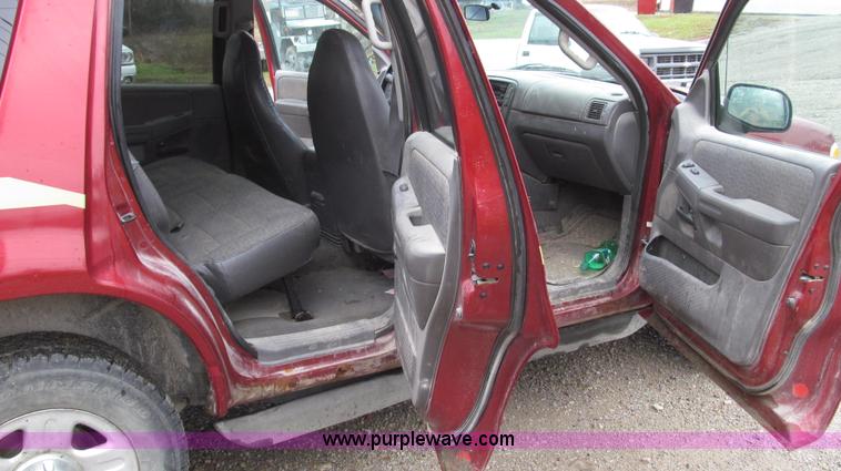 image for item G2192 2002 Ford Explorer XLS SUV