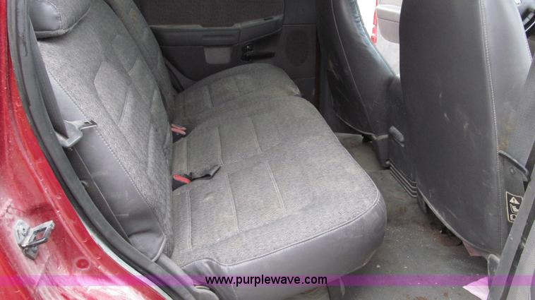 image for item G2192 2002 Ford Explorer XLS SUV