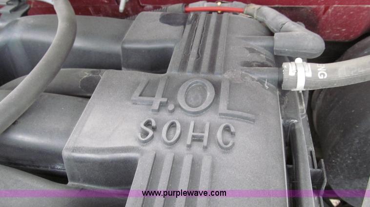 image for item G2192 2002 Ford Explorer XLS SUV